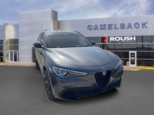 Vesuvio Gray Metallic 2022 Alfa Romeo Stelvio Ti