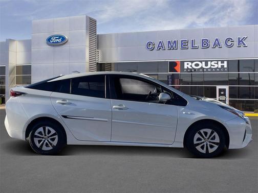 2016 Toyota Prius Four