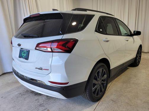 2022 Chevrolet Equinox FWD RS