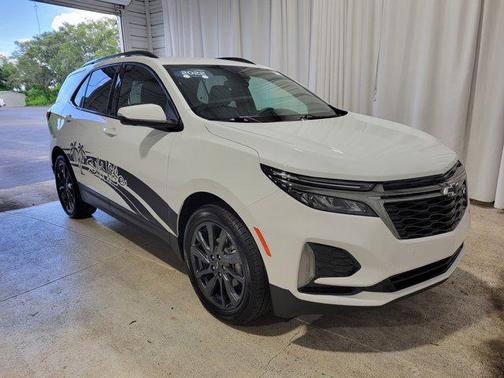 2022 Chevrolet Equinox FWD RS