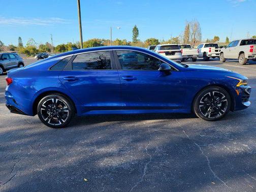 2022 Kia K5 GT-Line