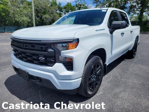Summit White 2022 Chevrolet Silverado 1500 Custom