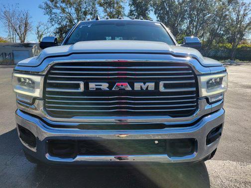 2022 RAM 2500 Laramie Crew Cab 4x4 6'4' Box