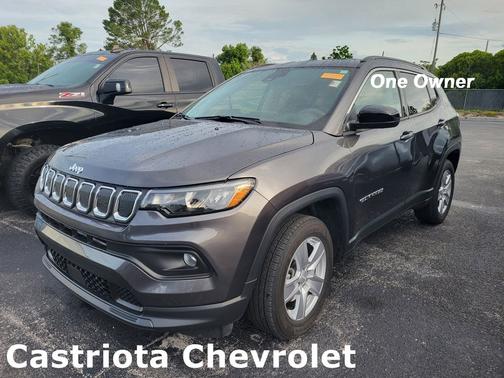 Granite Crystal Metallic Clearcoat 2022 Jeep Compass Latitude