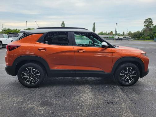 Vivid Orange Metallic 2023 Chevrolet Trailblazer ACTIV