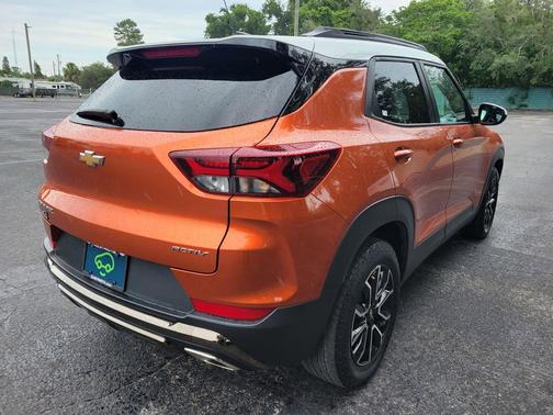 Vivid Orange Metallic 2023 Chevrolet Trailblazer ACTIV