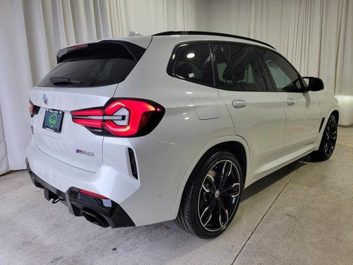2023 BMW X3 M40i
