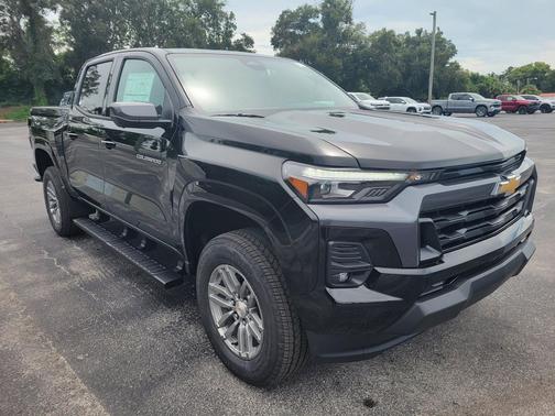 Black 2026 Chevrolet Colorado LT