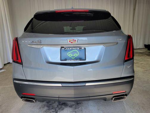 2025 Cadillac XT5 Luxury