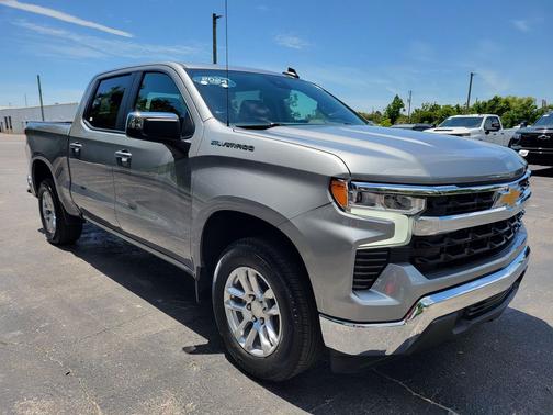 Sterling Gray Metallic 2024 Chevrolet Silverado 1500 LT
