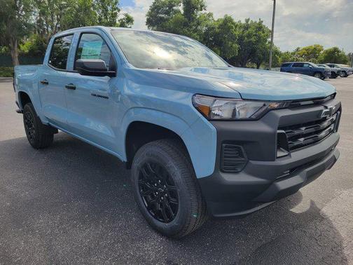 Snowdrift Metallic 2026 Chevrolet Colorado WT