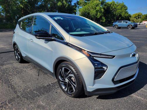 Silver Flare Metallic 2023 Chevrolet Bolt EV FWD 2LT