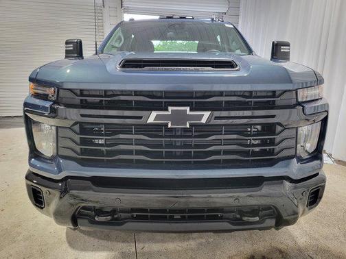 2025 Chevrolet Silverado 2500 Custom