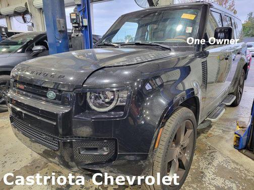 2023 Land Rover Defender 130 X-Dynamic SE