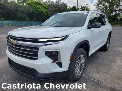 Summit White 2027 Chevrolet Traverse LT