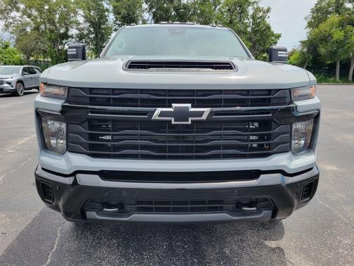 Slate Gray Metallic 2025 Chevrolet Silverado 2500 Custom