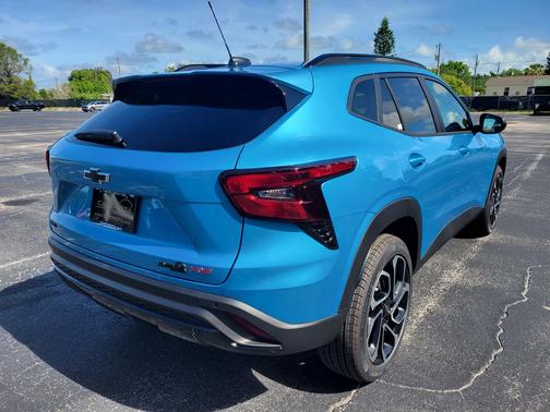Marina Blue Metallic 2026 Chevrolet Trax FWD 2RS