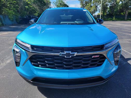 Marina Blue Metallic 2026 Chevrolet Trax FWD 2RS