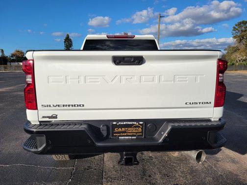 2026 Chevrolet Silverado 2500 Custom