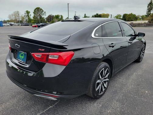 Mosaic Black Metallic 2024 Chevrolet Malibu FWD RS