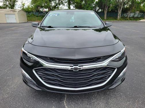 Mosaic Black Metallic 2024 Chevrolet Malibu FWD RS