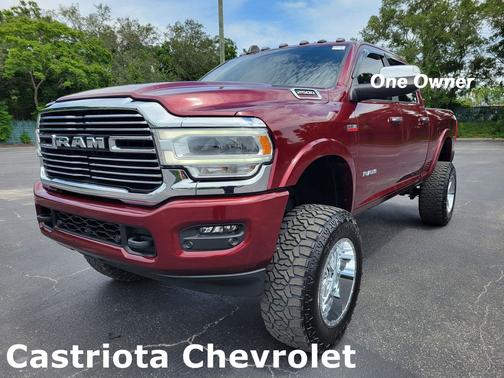 Delmonico Red Pearlcoat 2022 RAM 2500 Laramie Crew Cab 4x4 6'4' Box