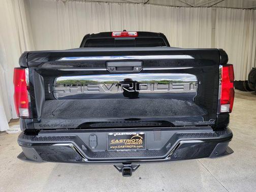 2025 Chevrolet Colorado WT
