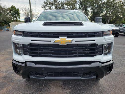 2026 Chevrolet Silverado 2500 Custom