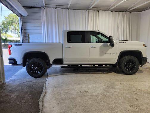 2025 Chevrolet Silverado 2500 LT