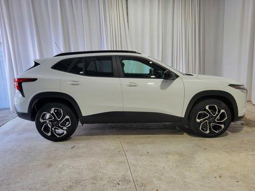 2025 Chevrolet Trax FWD 2RS