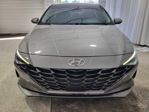 2023 Hyundai ELANTRA HEV Limited