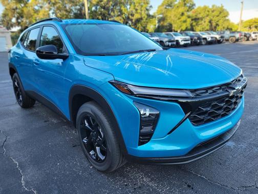 Marina Blue Metallic 2026 Chevrolet Trax LT