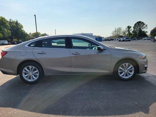 Mineral Gray Metallic 2024 Chevrolet Malibu FWD 1LT