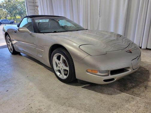 2000 Chevrolet Corvette Base