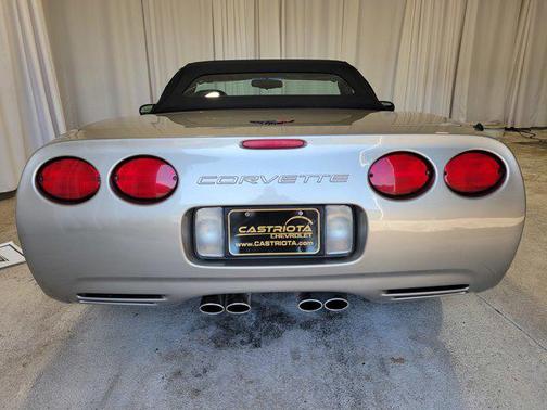 2000 Chevrolet Corvette Base