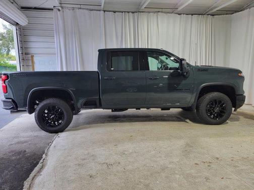 2025 Chevrolet Silverado 3500 LTZ