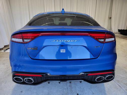 2022 Kia Stinger GT1