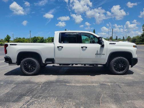Summit White 2026 Chevrolet Silverado 2500 LTZ