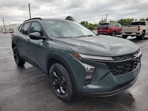 Cypress Gray 2026 Chevrolet Trax LT