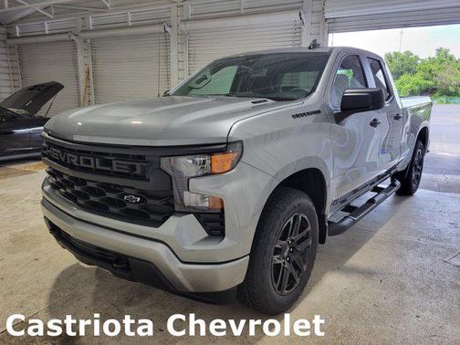 2025 Chevrolet Silverado 1500 Custom