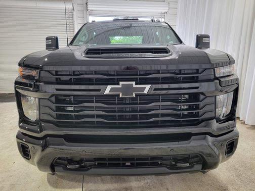 2025 Chevrolet Silverado 2500 Custom