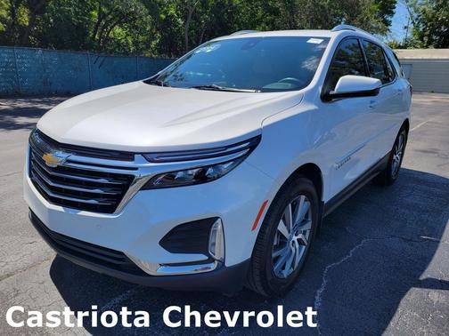 Iridescent Pearl Tricoat 2024 Chevrolet Equinox Premier w/1LZ