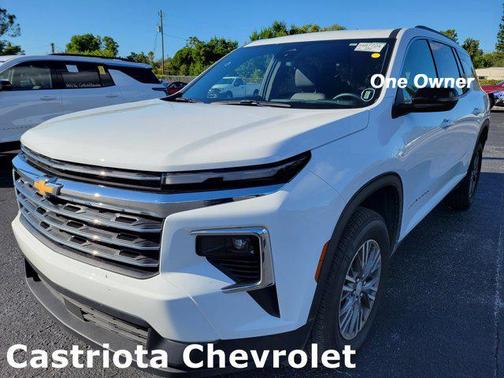 2025 Chevrolet Traverse LT