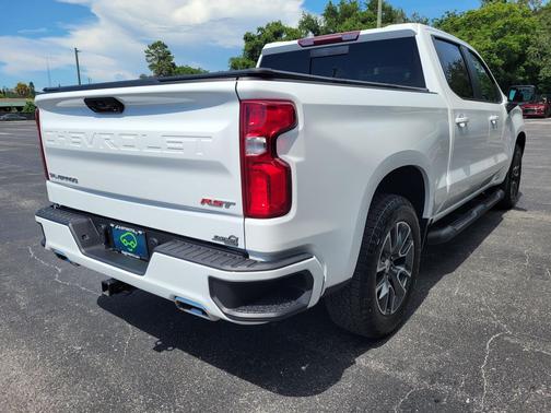 Summit White 2025 Chevrolet Silverado 1500 RST