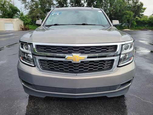 Pepperdust Metallic 2017 Chevrolet Tahoe LS