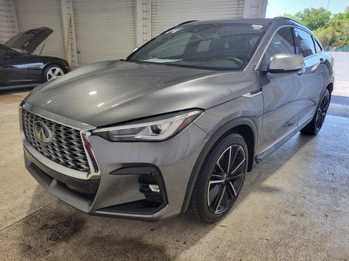 2022 INFINITI QX55 LUXE