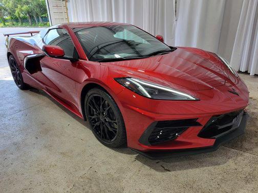 2025 Chevrolet Corvette Stingray w/2LT