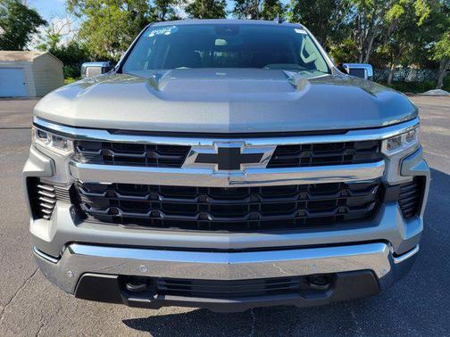 Sterling Gray Metallic 2024 Chevrolet Silverado 1500 LT