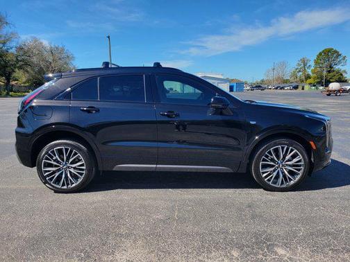 2024 Cadillac XT4 Sport