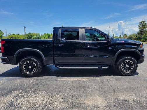 Black 2024 Chevrolet Silverado 1500 ZR2
